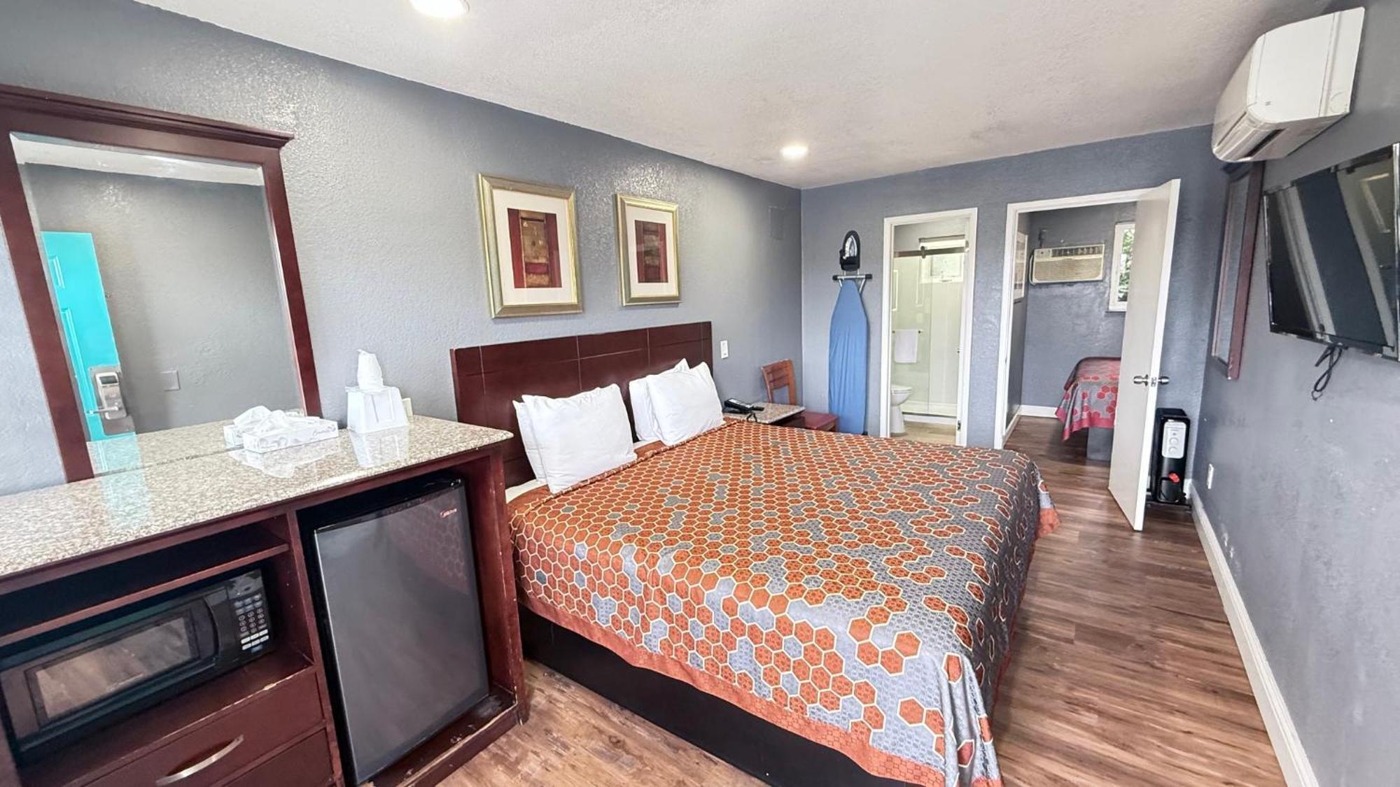 Fireside Inn By The Beach Boardwalk & Bowling Санта-Круз Екстер'єр фото