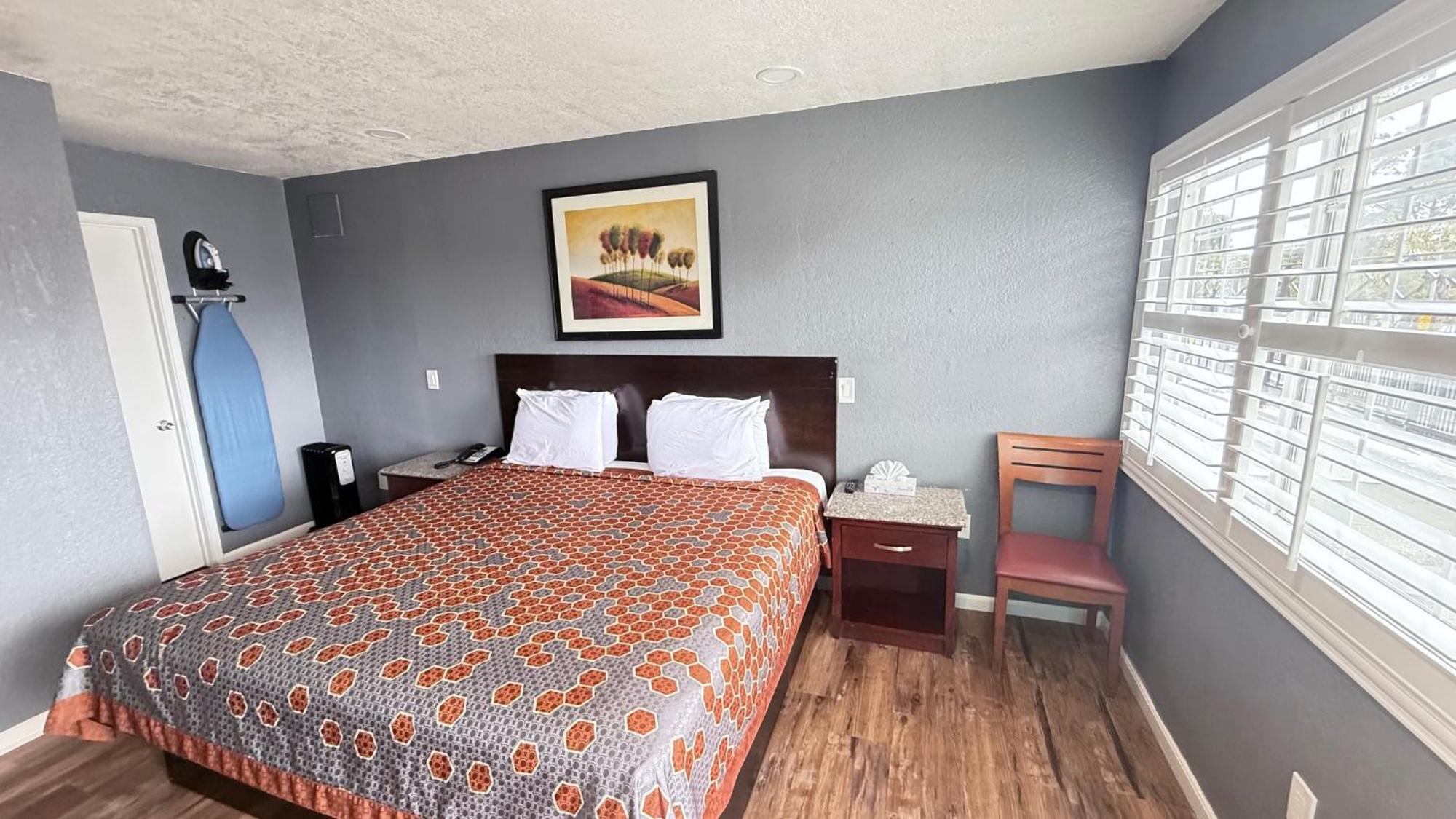 Fireside Inn By The Beach Boardwalk & Bowling Санта-Круз Екстер'єр фото