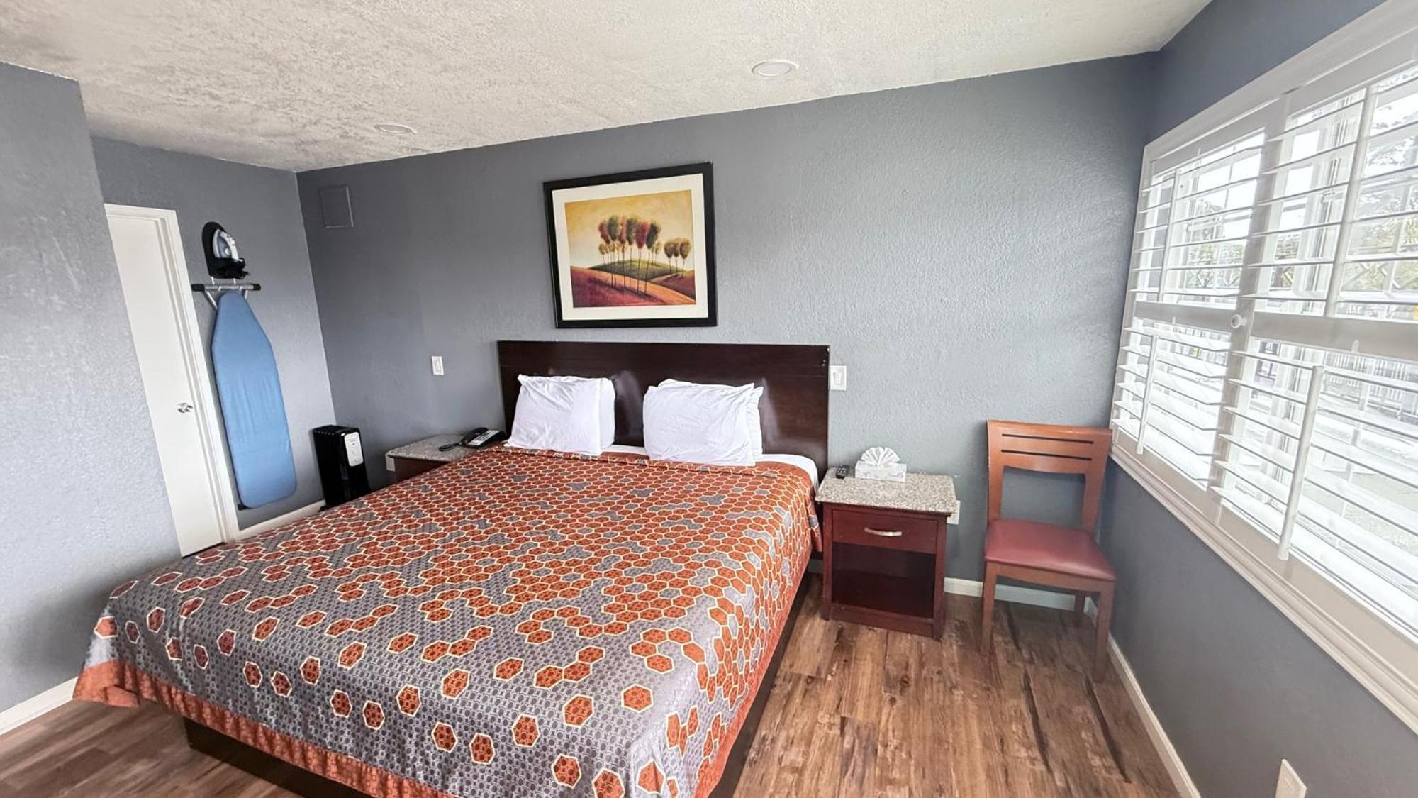 Fireside Inn By The Beach Boardwalk & Bowling Санта-Круз Екстер'єр фото